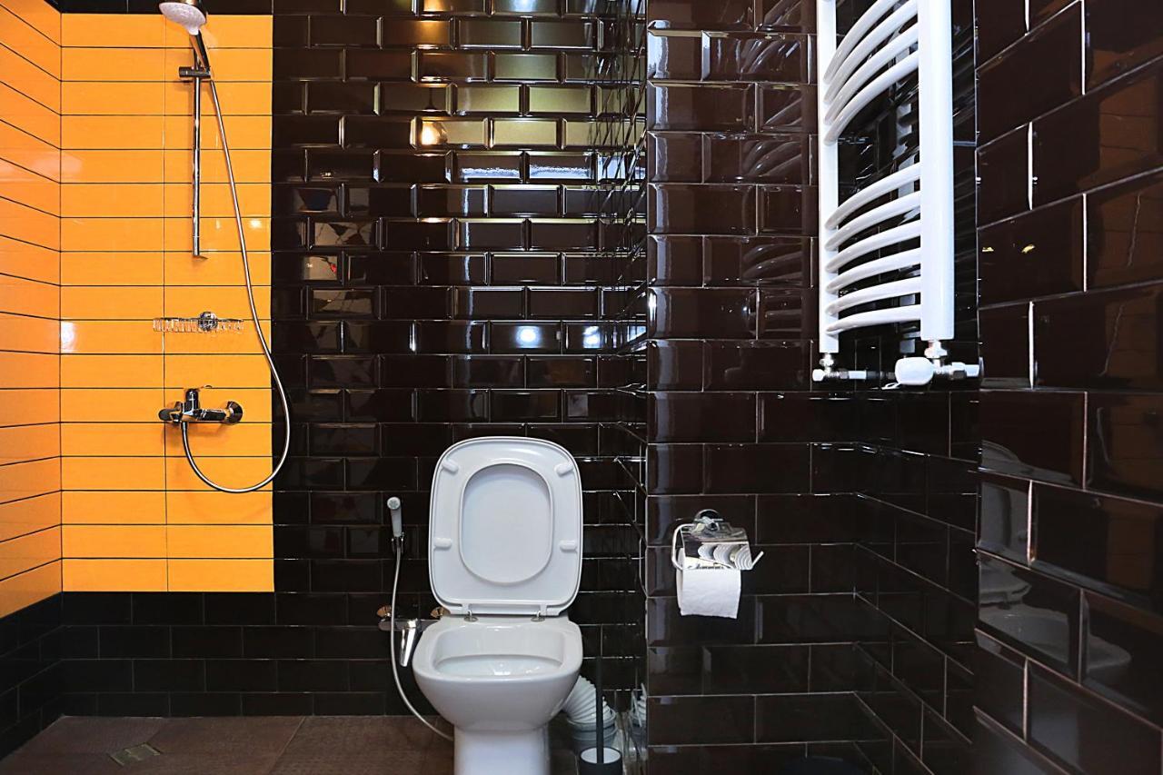G-Old Town Hotel Tbilisi Bagian luar foto
