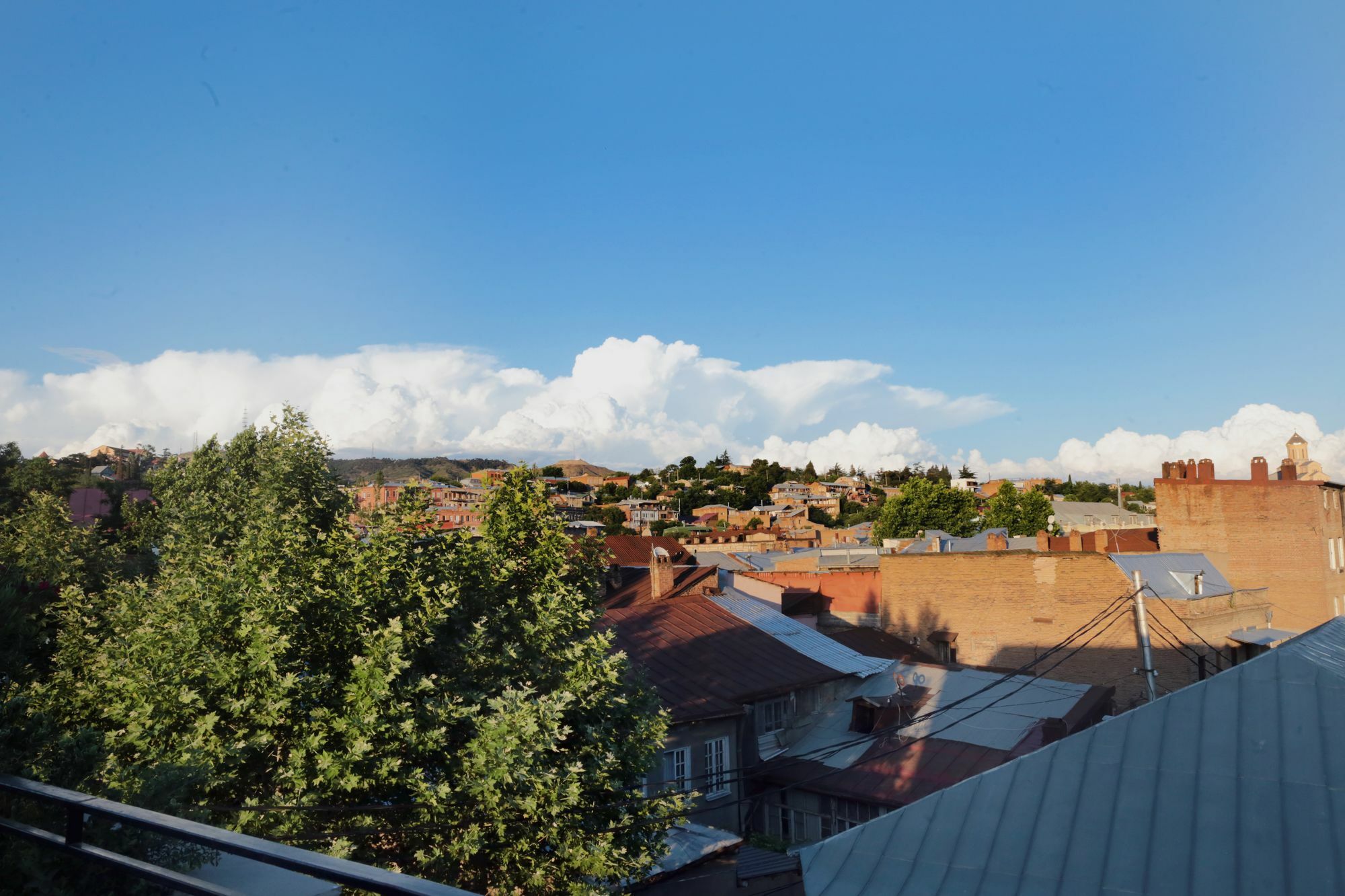 G-Old Town Hotel Tbilisi Bagian luar foto